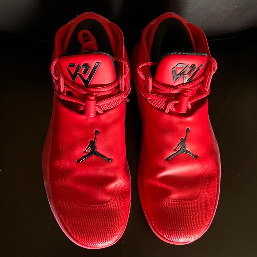 Nike Jordan Why Not Zero.1 Low University Red Mens Basketball Shoe Size 8.